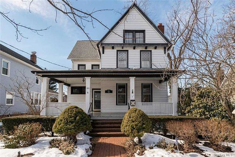 1st image of 180 Cherry St