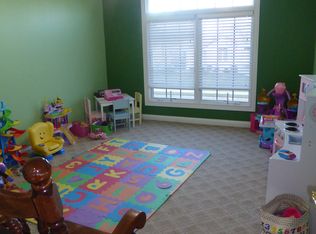 2244 Divac Dr, Schererville, IN 46375