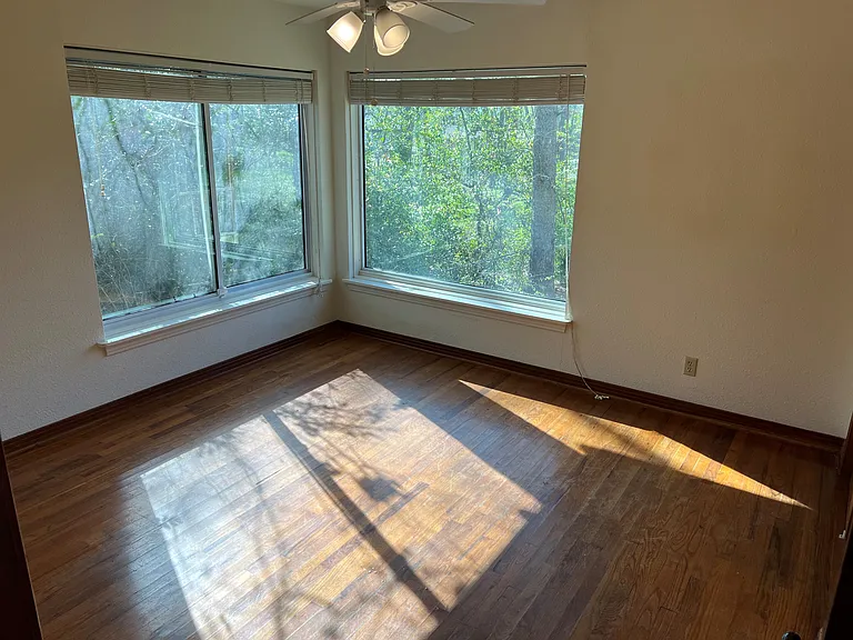 427 Stanford St — Photo 12