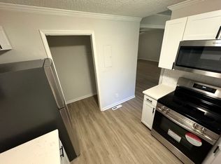 4105 Piney Grove Rd, Charlotte, NC 28212