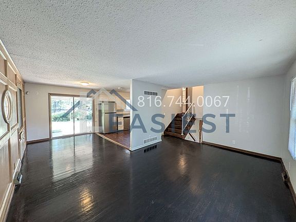 2nd image of 8650 E 109th St