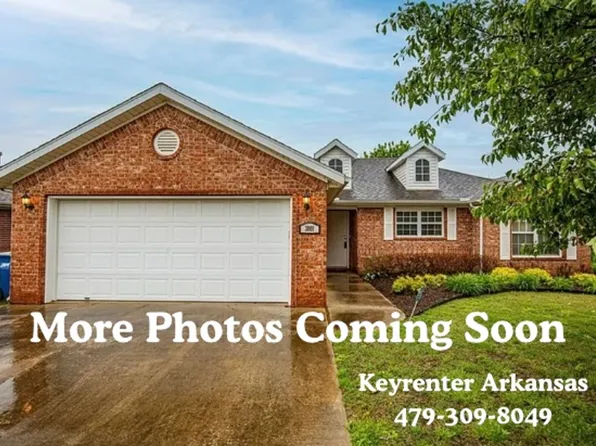3801 SW Carriageway Ave, Bentonville, AR 72712