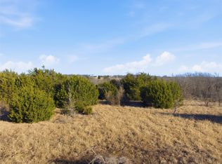 3200 S Robinson Dr, Lorena, TX 76655