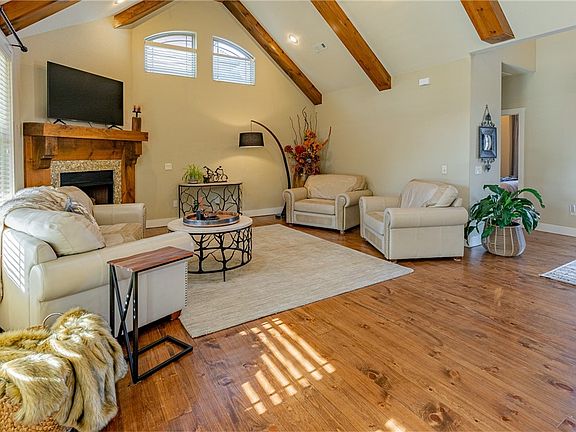 3rd image of 4514 W Willowridge Way