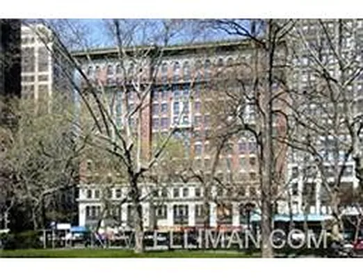 Rented by Douglas Elliman | media 18