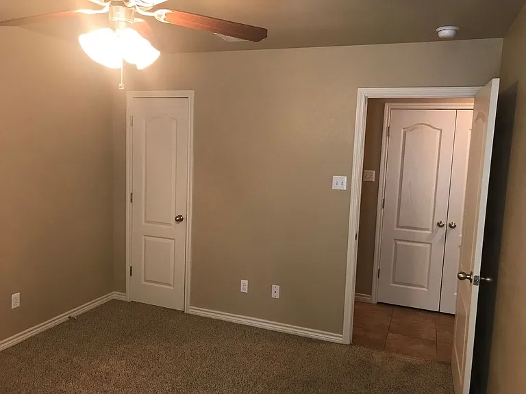4701B Passion Flower Blvd — Photo 8