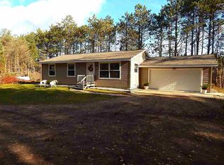 5356 Pickerel Lake Rd, Petoskey, MI 49770