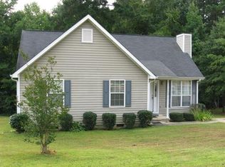 128 Ridgefield Dr, Lagrange, GA 30241