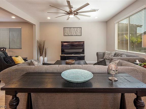 5th image of 8613 Jenely Bay St