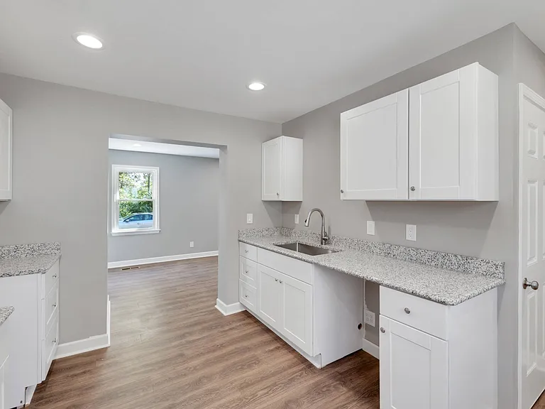 7108 Hicks Ct — Photo 16