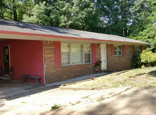 132 S Summit St, Cornelia, GA 30531