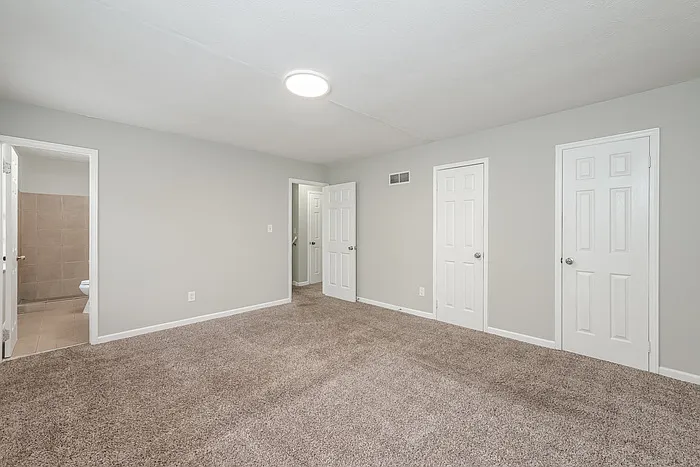 6957 Cedar Hill Ct — Photo 11