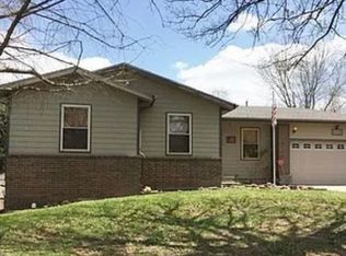 5736 S Franklin Ave, Springfield, MO 65810