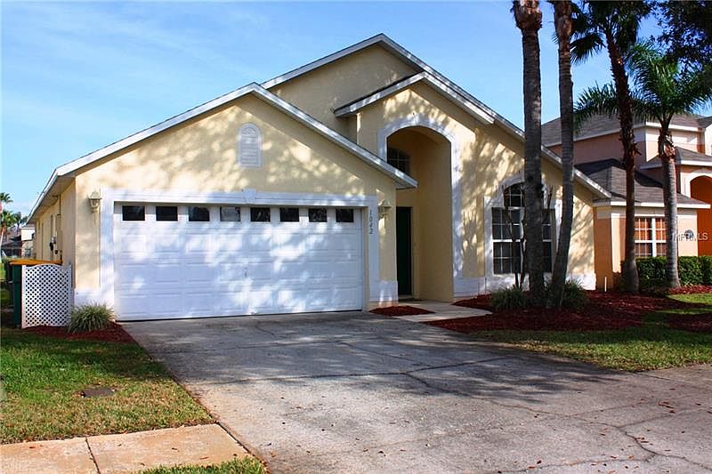1st image of 1042 Lake Berkley Dr