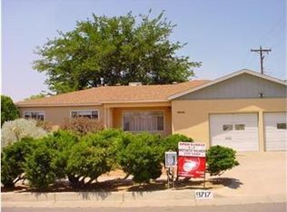 9717 Mesa Arriba Ave NE, Albuquerque, NM 87111