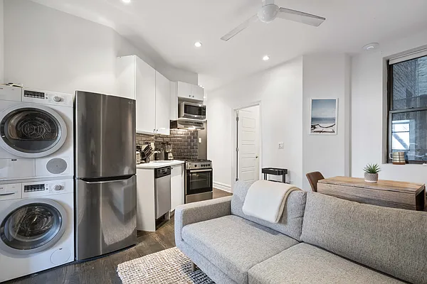 Rented by Outpost Brokerage LLC | media 39