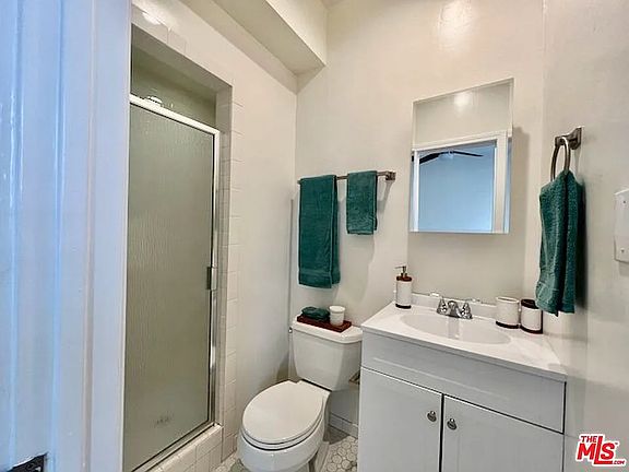 3rd image of 6081 Pickford Pl APT 2D