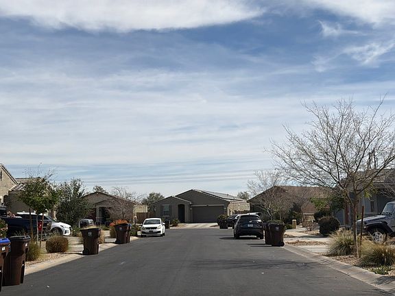 4th image of 40013 W Williams Way