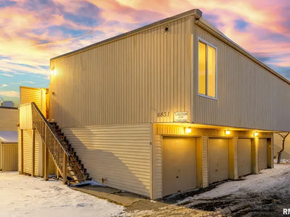 6831 N Frostwood Pkwy #13, Peoria, IL 61615