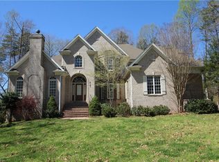 6101 Mountain Brook Rd, Greensboro, NC 27455