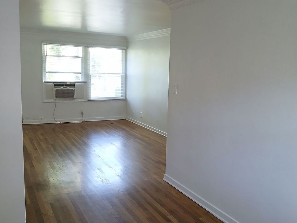 1st image of 7460 Hollywood Blvd APT 3
