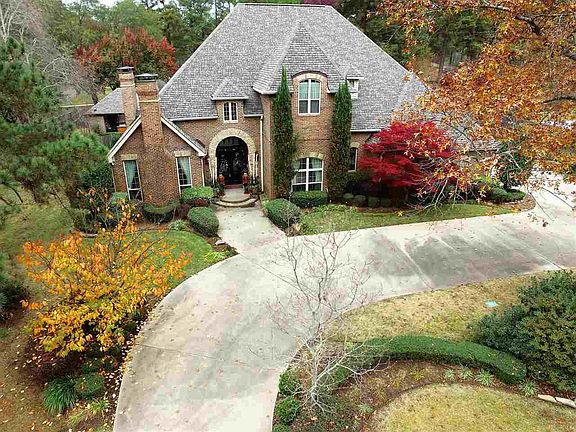 2nd image of 14 Dreyer Pl