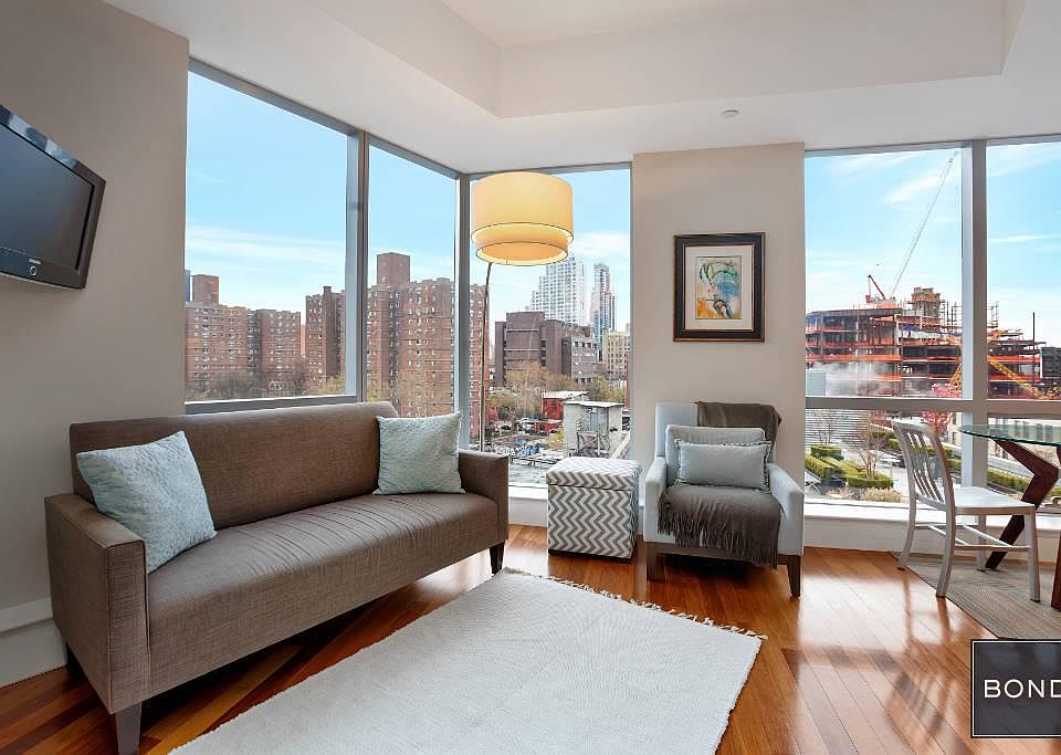 1st image of 150 Myrtle Ave APT 707