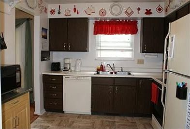 2nd image of 6565 Tulip Ln