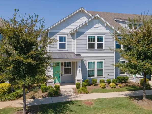 1517 Jackson St, Carrollton, TX 75006