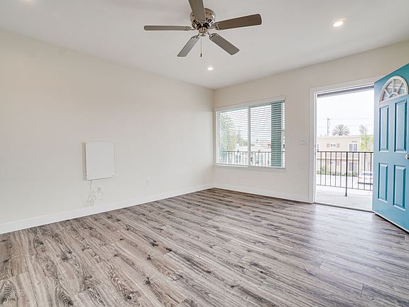5th image of 4440 32nd St #208