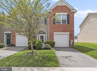 36 Cavendish Way, Falling Waters, WV 25419