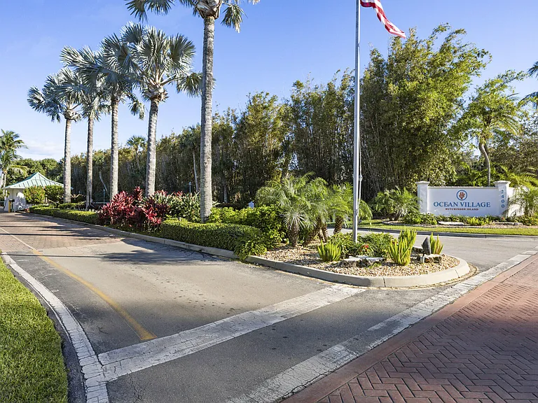 2400 S Ocean Dr #7124 — Photo 32