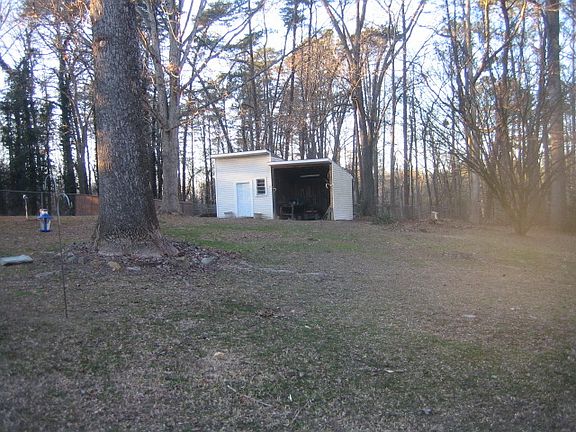 3rd image of 6705 Reindeer Ct