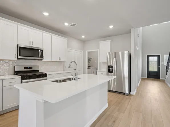 4155 Lavon Dr, Farmersville, TX 75442