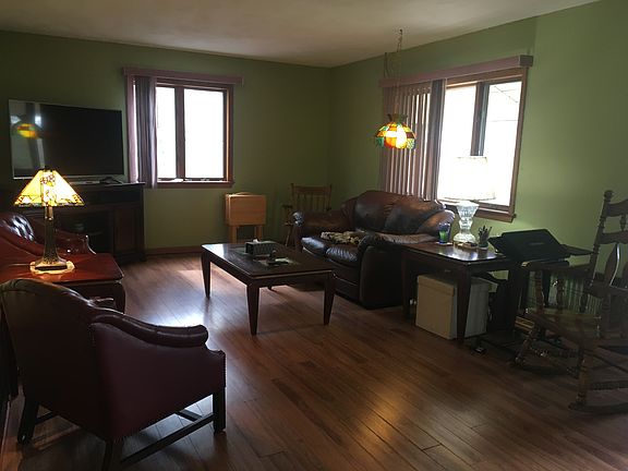 2nd image of 50 Longabaugh Dr
