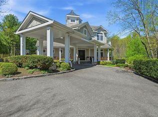 5 Mill Road, Lloyd Harbor, NY 11743