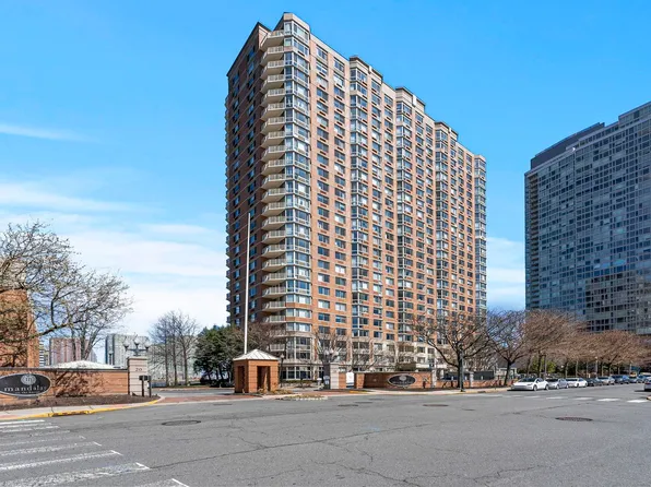 20 2nd St APT 904, Jersey City, NJ 07302