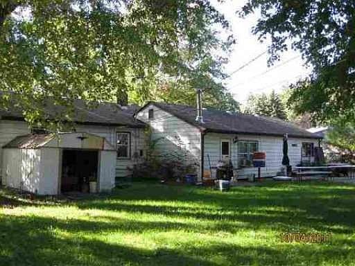 3rd image of 52650 Brenton Dr