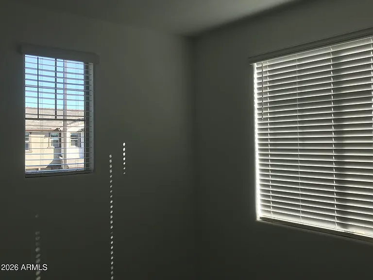 1165 E Thompson Way — Photo 6