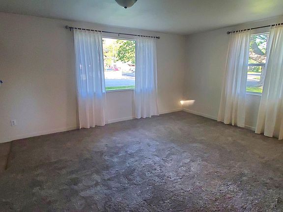 5th image of 1301 Cedar Ave