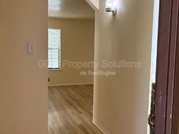 1116 Coal Ave SW APT 10, Albuquerque, NM 87102