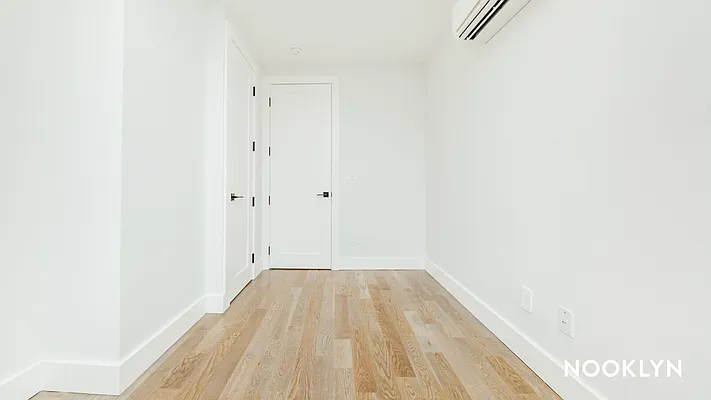 Rented by Nooklyn NYC LLC | media 58