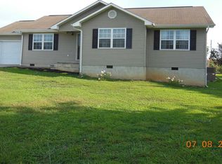 161 Hartland Dr, Madisonville, TN 37354