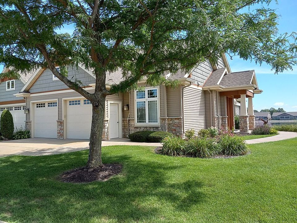 1st image of 1351 Prairie Lake Cir Unit 1
