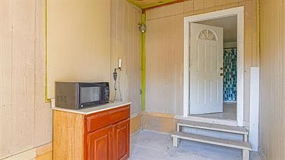 2nd image of 211 Spaatz St #2
