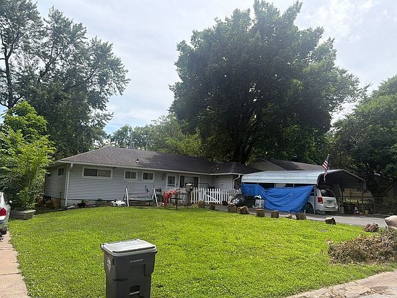 2nd image of 7603 E 108th St