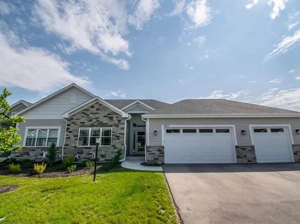 7837 West Stone Ridge DRIVE, Lannon, WI 53046