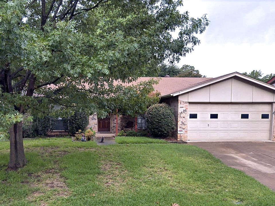 2nd image of 1845 Tracey Cir