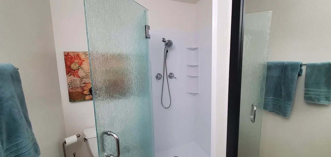 Studio, 288 sqft, $2,050 — Photo 3