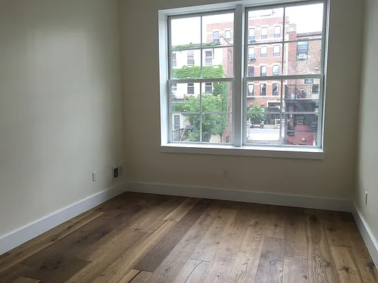 Rented by Realty Collective | media 15